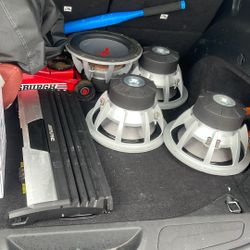 4 12s Plus Amp