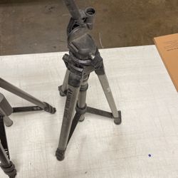 FREE CAMERA STAND