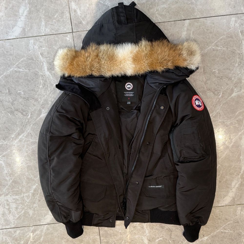 Canada Goose Chilliwack – Size (S-L), Excellent Condition