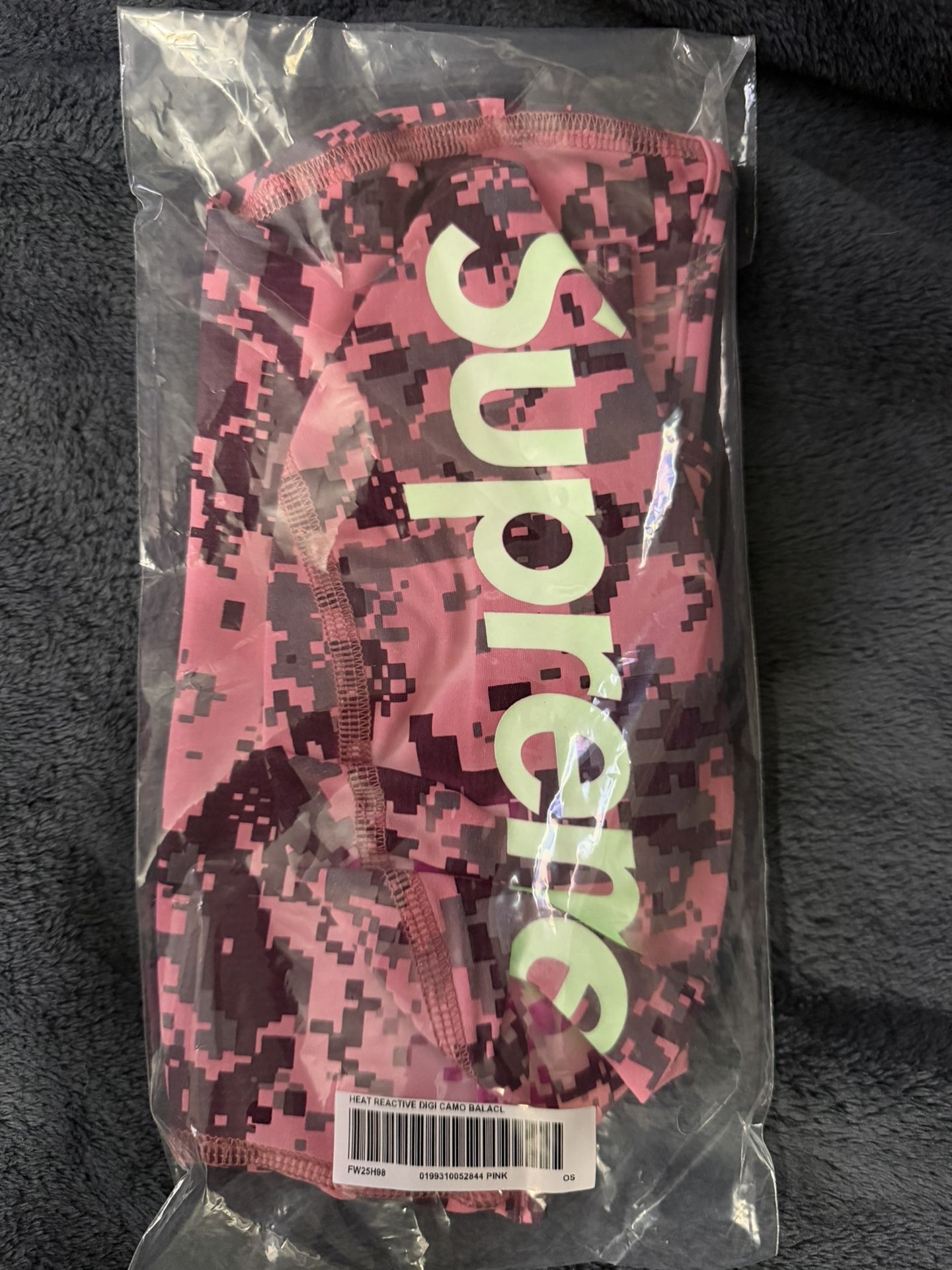 Supreme Heat Reactive Digi Camo Balaclava Pink