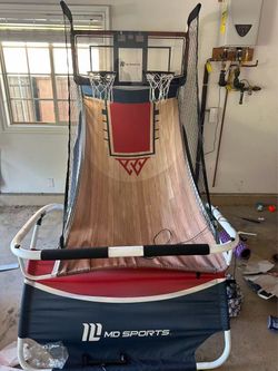 Halls of fame basketball arcade machine