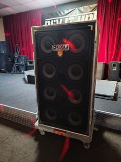 Fender Bassman Pro 810 8x10 Bass Cabinet – Excellent Condition – $1,000 OBO