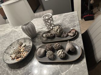 House Decorations  / Decoraciones