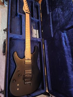 Shecter Sun VALLEY Super SHREDDER (LEFTY) Case Included