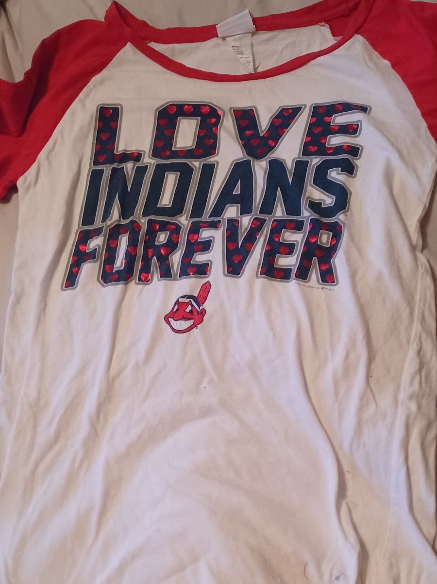 Cleveland INDIANS FEVER tshirt MEDIUM