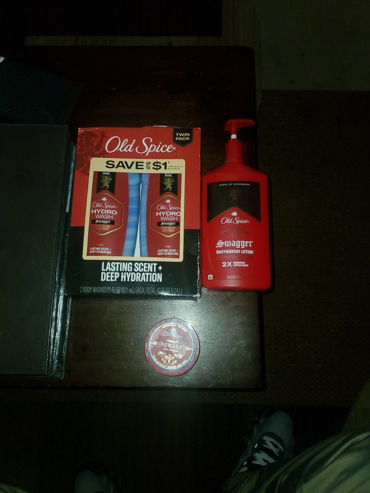 BRAND NEW OLD SPICE BODY WASH SET.