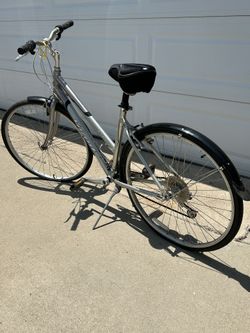 Giant Cypress Bicycle 🚲 