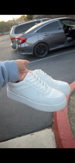 alo yoga recovery sneakers