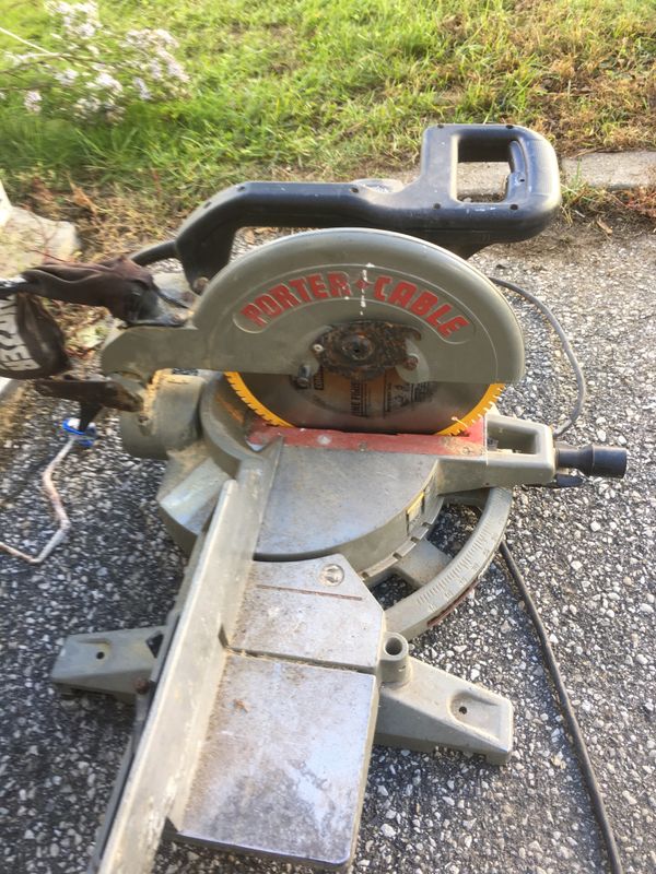 Porter Cable 12 compound miter Saw model 3802 for Sale in Danbury, CT