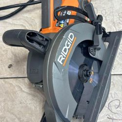 Ridigd Electric Wormdrive 7-1/4 Circular Saw Used 