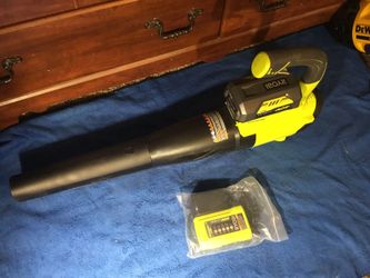 Ryobi NEW 40V Blower w/4.0Ah battery & Charger! ALL for 85 tomorrow only 👍🏽👍🏽⌛️⌛️💥. New!