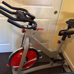 Sunny Health Fitness Flywheel Chain Drive