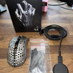 Finalmouse Starlight-12 Tenz Edition (Small)