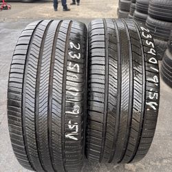 235/40/19 Michellin Defender2 (2)