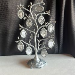 Things Remembered Photo Tree 16”