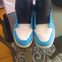 Jordan One Low Carolina Colors Size 11 Mens No Laces 