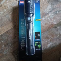 Bryan 7000 Lumens