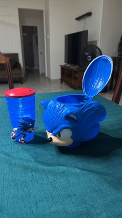 Sonic The Hedgehog Light Up Cup And Sonic Popcorn Bucket