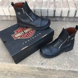 Harley Davidson motorcycle boots