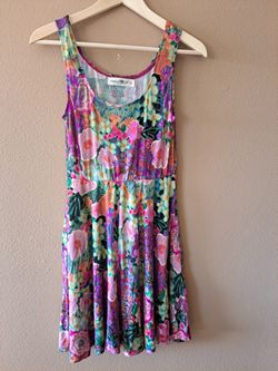 NEW Natural Life Pink Floral Garden Dress (S)