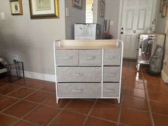 Storage cabinet