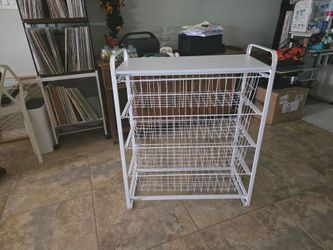 Metal storage