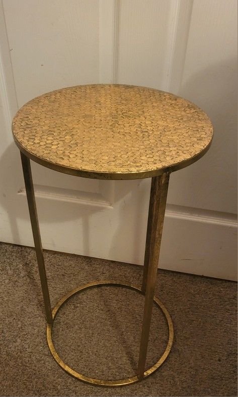 Metal Light Weight Gold Tables Set