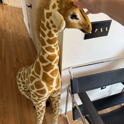 FAO SCHWARTZ GIRAFFE 