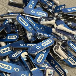 116 pcs Oral-B toothbrush head replacement NEW ( some of them are not sealed but never used )