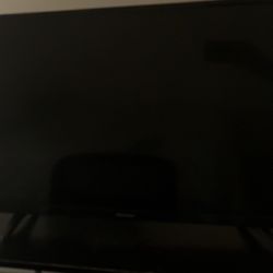 32” Hisense TV