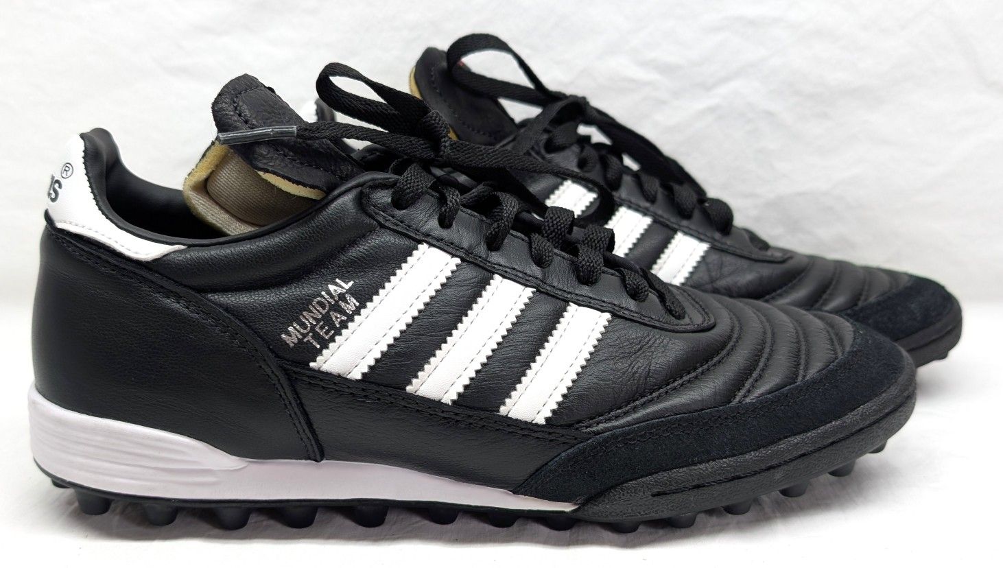 Adidas Mundial Team Turf Soccer Shoes - Men's Size 7 - Used