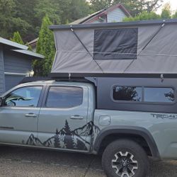2023 Topo Topper Badlander - Fits 3rd gen Toyota Tacoma, 5' bed