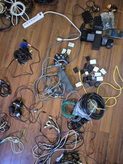 Huge Cable Tech Bundle Lot USB HDMI Ethernet Xbox Docks and More