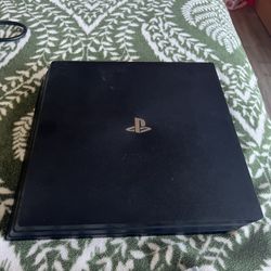 PS4 Pro 1tb With Controller 