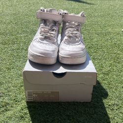 Nike Air Force 1 Mid Shoes