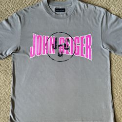 NEW John Geiger Men’s Graphic T-Shirt Gray Pink Size XL