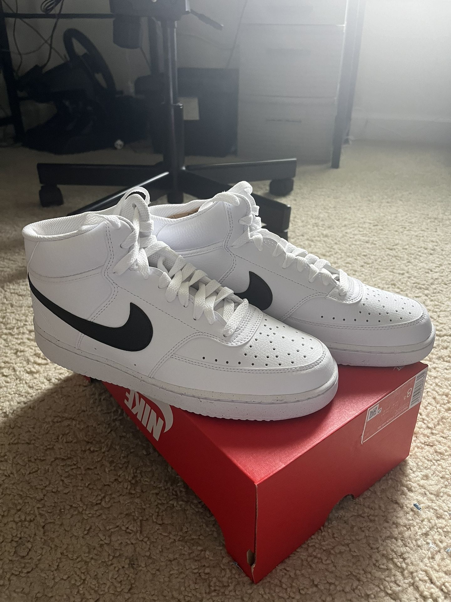 Nike Court Vision Mid NN (size 8.5 Men’s)