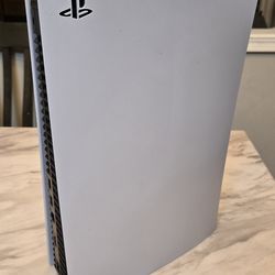PS5 Digital 825GB w/ 3 Controllers & Cronus Zen $675