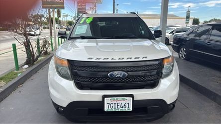 2014 Ford Explorer