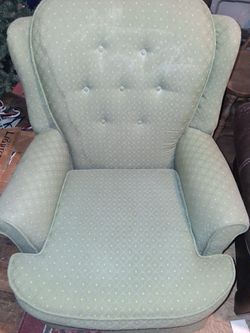 Small Rocking SWIVEL Chair. Lightly Used I