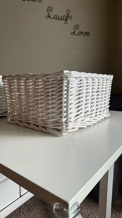 White Wicker Storage Basket Set of 3
