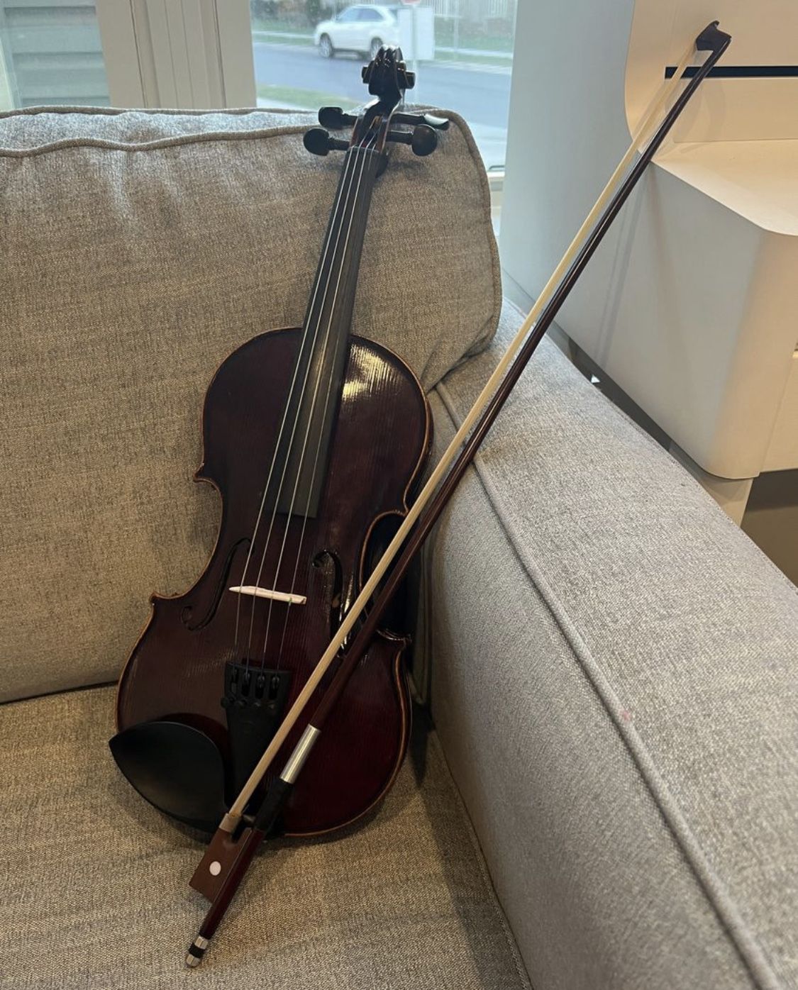 Like-new Rosewood 3/4 Violin