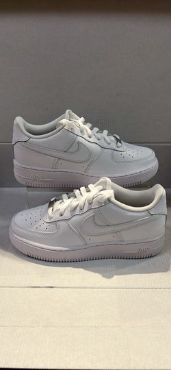 NIKE AIR FORCE 1 LOW “TRIPLE WHITE”
