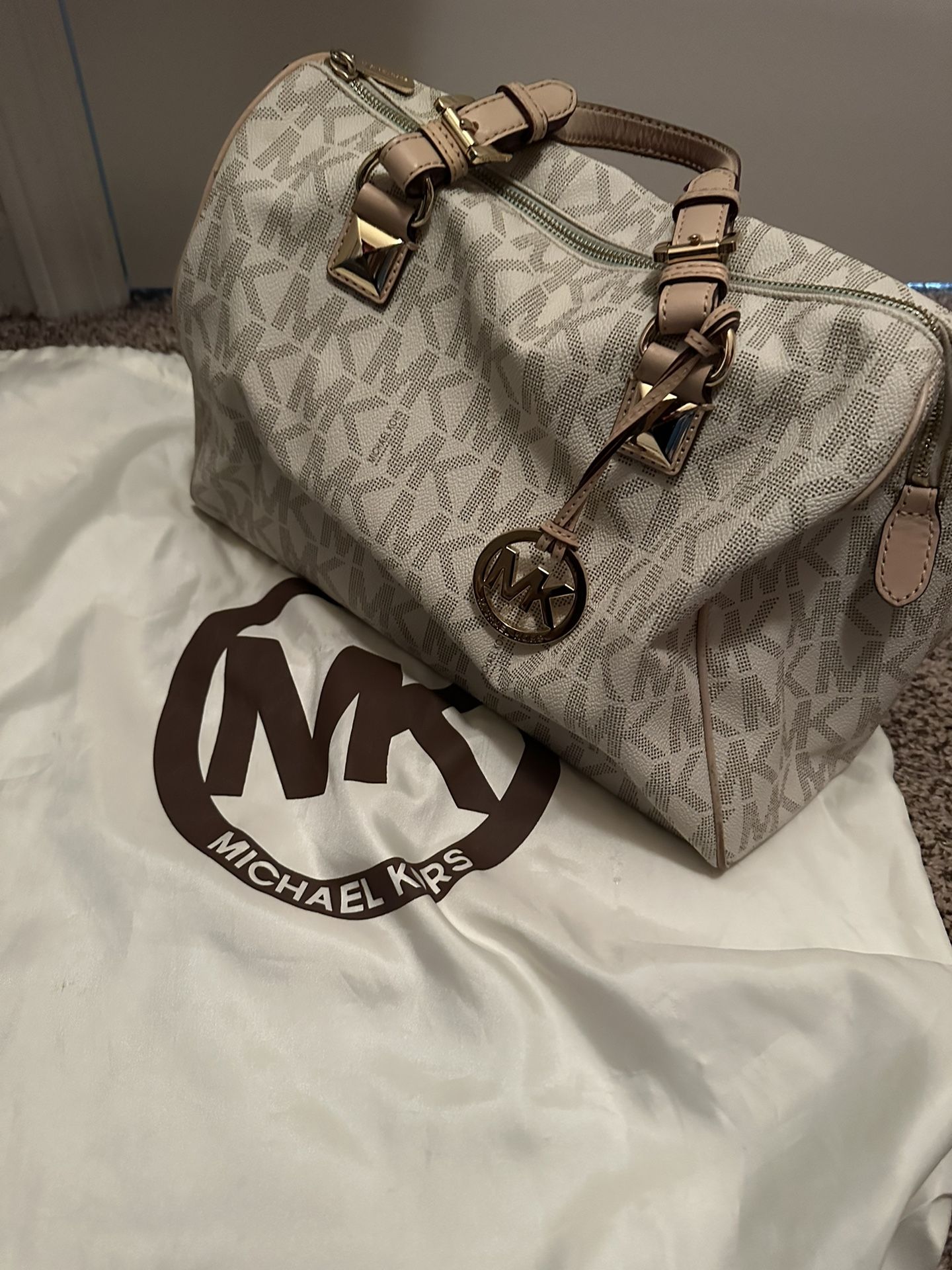 Michael Kors Large Purse And Belt