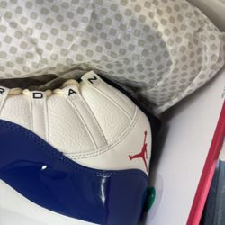 Air Jordan 11 Rare Air Size 8.5
