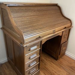 Roll Top Desk-antique