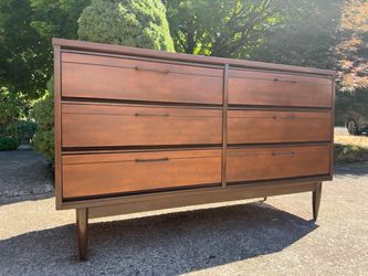 Mid century vintage dresser