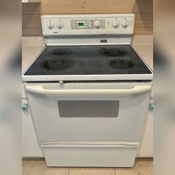 Kenmore 30" Electric Range, White - Fair - 2003 – Sarasota, FL