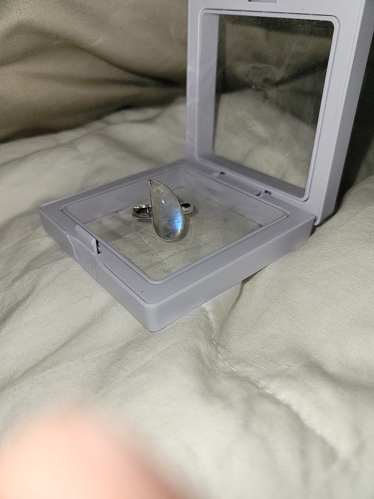 Moonstone Ring 