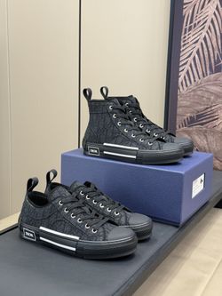 Dior Men’s Sneaker With Box 2026 New